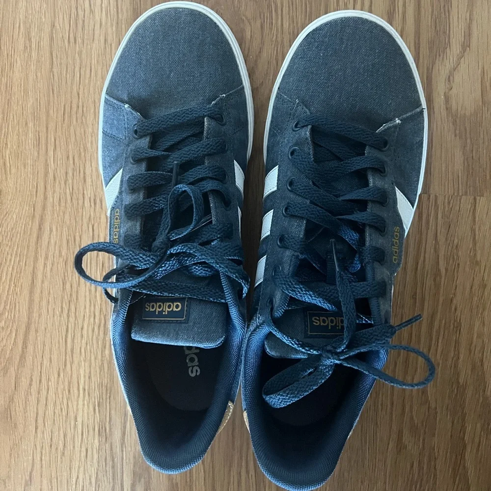 adidas stylish sneakers